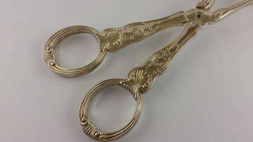 Silver plated KINGS Pattern Salad Tongs 10 1/4"  long  GODINGER