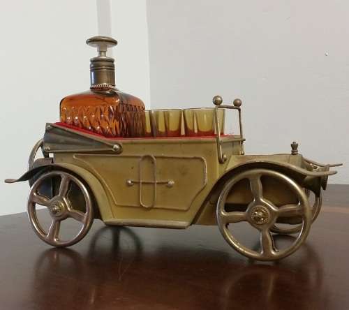 Vintage Styled Model A Car - Musical Decanter Car "How Dry I Am" - Whisky Sherry Port with 6 Glasses