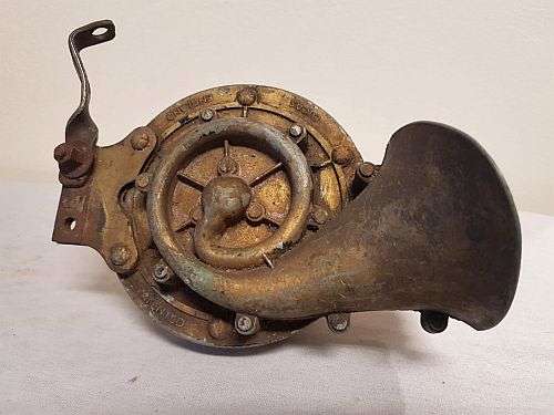 Pair of Lucas Windtone Horns - Vintage Car Hooter Horn