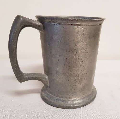 Pewter Mug - A E Poston & ¿ London - Pewter Made in England 898 - 13x10 (base) x 7.5 mouth
