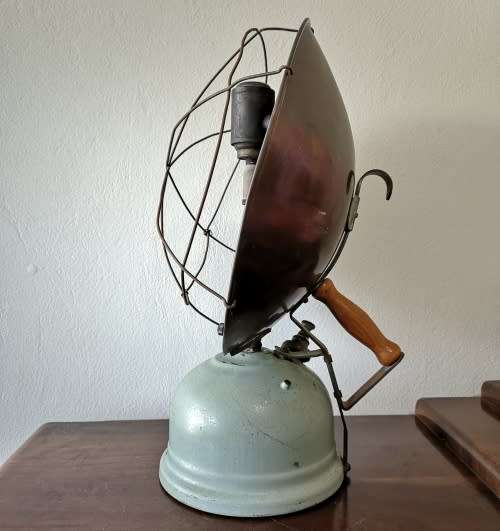 Tilley Radiator Model R.1. - Tilley Petroleum Lamp with Air Force Blue Fount - Excellent Condition