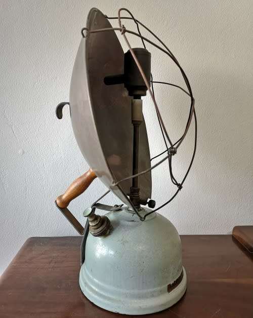 Tilley Radiator Model R.1. - Tilley Petroleum Lamp with Air Force Blue Fount - Excellent Condition