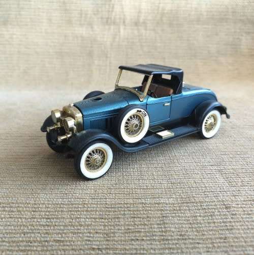 1927 Lincoln 1:25 Scale Table Lighter - Waco Japan - Die Cast