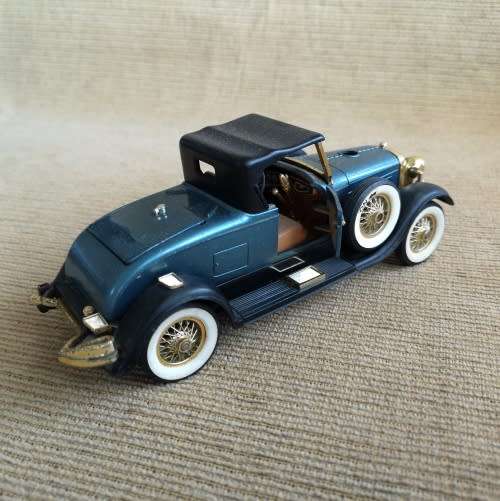 1927 Lincoln 1:25 Scale Table Lighter - Waco Japan - Die Cast