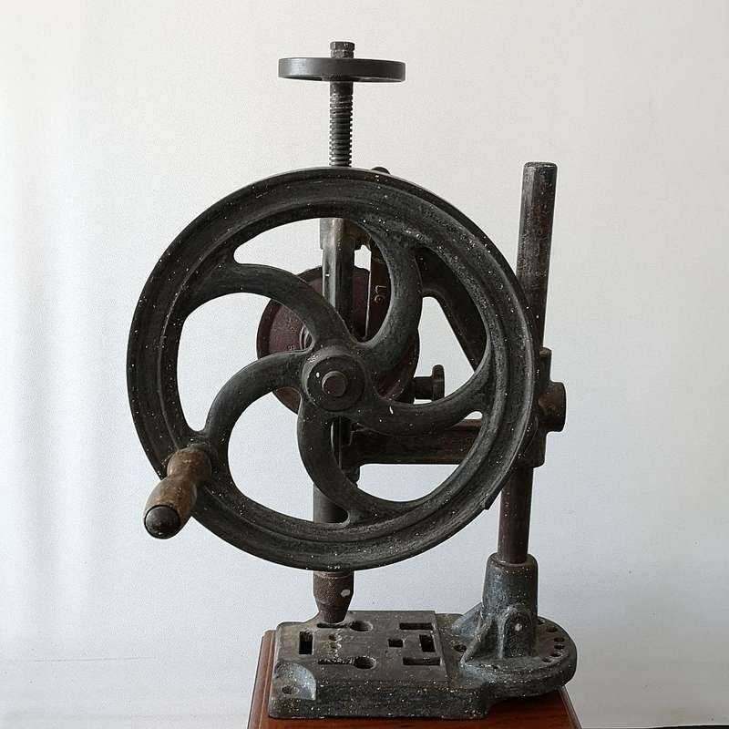 Bradson No.5 Drill Press - Hand Cranked Pillar Drill - Excellent Working Condition