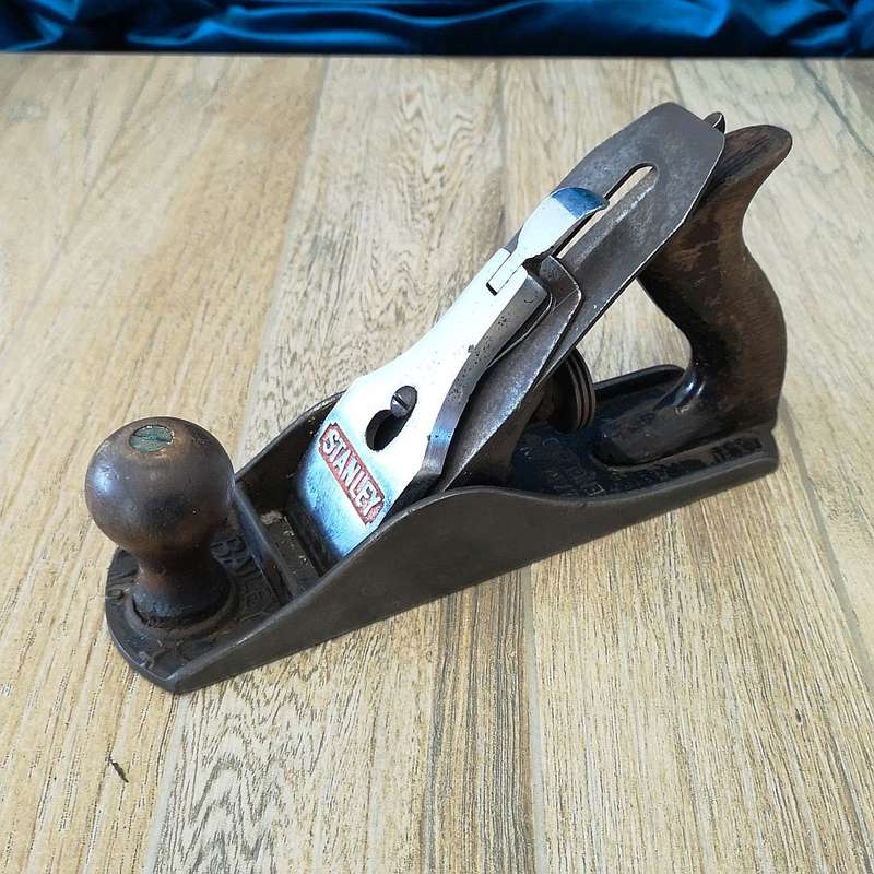 1x Stanley Planes Handy Man PLUS 1x Stanley No.4