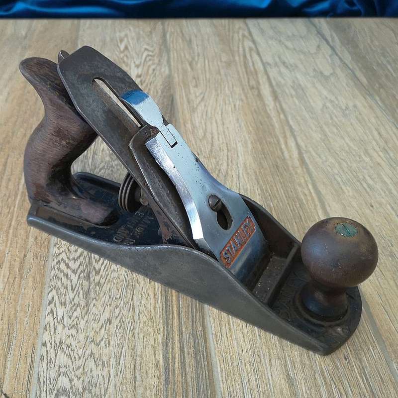 1x Stanley Planes Handy Man PLUS 1x Stanley No.4
