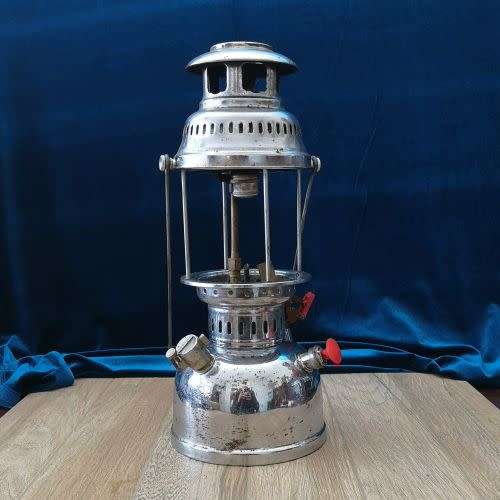Totai Kerosene Lamp - Paraffin Hurricane Pressure Lantern