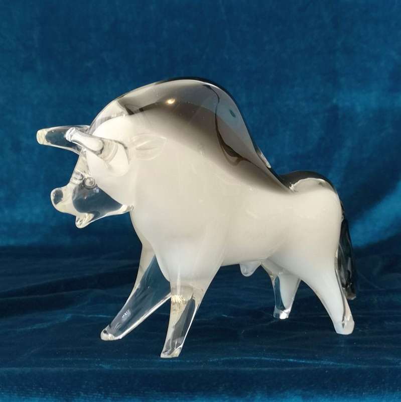 Glass Bull Big White Two Tone Murano Style Art Glass in Sommerso Technique