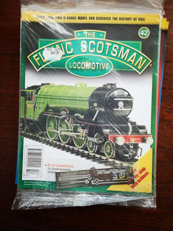 The Flying Scotsman Locomotive DIY Kit Hachette - Total of 125 Issues To Complete
