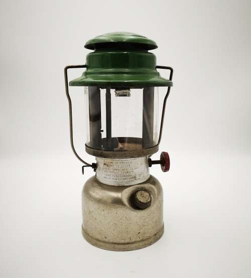 Coleman 339 Kerosene Lantern Canada 3-73 Nickel Tank