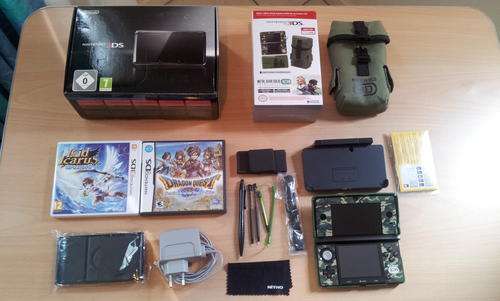 Nintendo 3DS + Games + Extras
