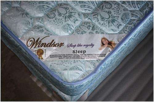 SLEEP DOUBLE BED WITH BASE 10Y WINDSOR BEDDING