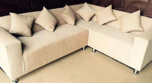 corner Lounge with top stitching Windsor bedding 2.2. X 1.7