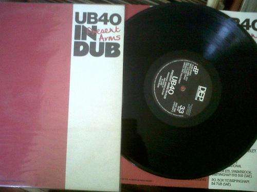 UB40 Present arms in Dub album LP (Vinyl)