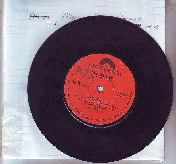 Frank Mills 7single(Vinyl)1979  (tracks:The poet & I, Music box dancer)good for decoration,bar / mu