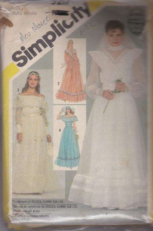 Simplicity   Wedding dress/ formal dress sewing  pattern no5217 size 12