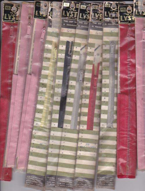 Metal Zips 40 & 45cm x-stock  closed down shop Multi-color as per scan , pack no 23