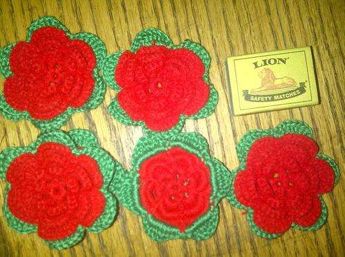 Set of 6 Hand crochet Flower Red  ,Craft & Sewing supplies surgestion: add button stitch to headband