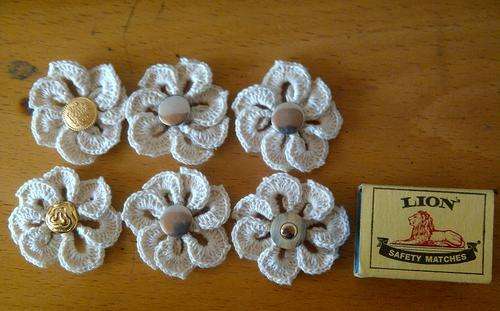 100% cotton Hand crochet crocodile-flower, applique. decoration,yarn 2ply sewing craft accessories