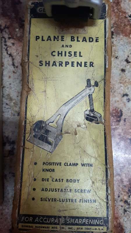Vintage Collectable General 810 Chisel & Plane Iron Blade Sharpener Cabinet Maker Tool Cutter w/Box