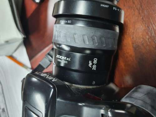 Minolta Dynax 7xi 35mm Camera