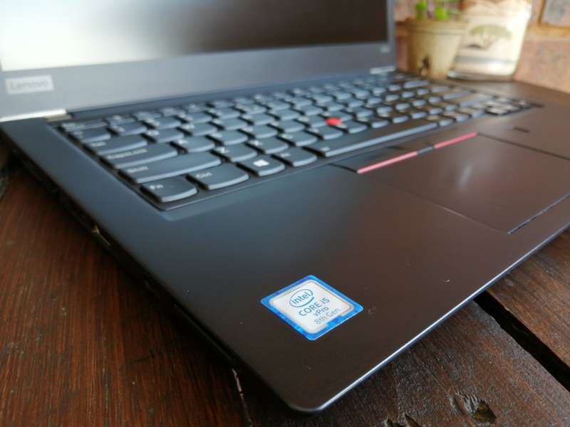 Lenovo ThinkPad T480s Professional Notebook - **8th Core i5, 8GB RAM, 256 NVMe SSD, 4G LTE, 14" IPS*