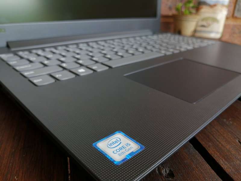 Lenovo IdeaPad 130 - Perfect home, office & student laptop - *8th Core i5, 8GB RAM, 1TB HDD, Win10*