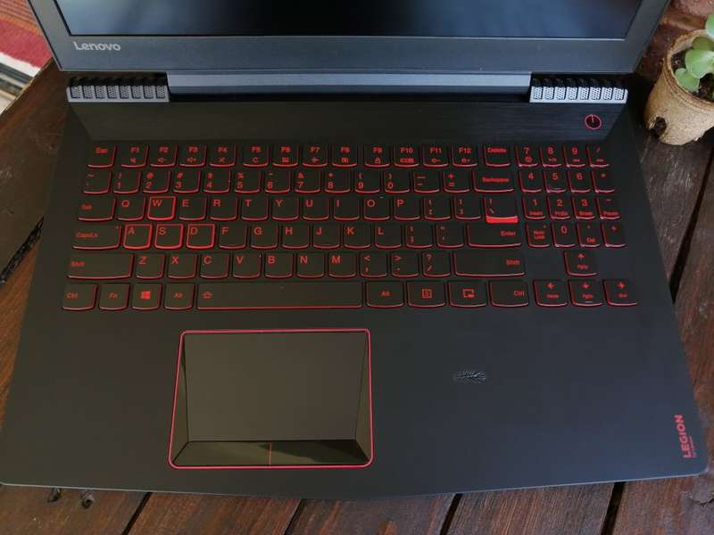 Lenovo Legion Y520 Gaming Laptop - **Quad Core, 16GB RAM, NVMe + HDD, GTX1060 6GB, 15.6" FHD IPS**