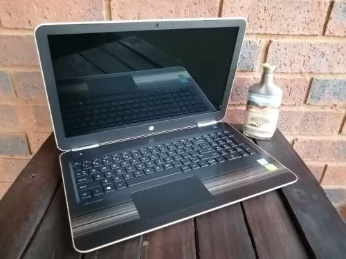 HP Pavilion 15 - AU111NI Notebook - *Core i7, 16GB RAM, 1TB, 15.6" HD, NVidia 940MX 4GB, Black+Gold*