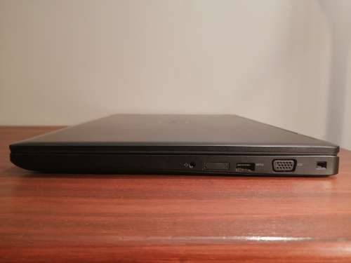 Dell Latitude 5590 High-End Business Laptop - *8th Gen Core i7, 16GB RAM, 512GB SSD, 4G LTE, 20-hrs*
