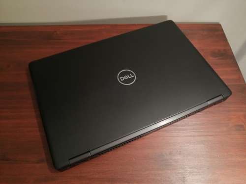 Dell Latitude 5590 High-End Business Laptop - *8th Gen Core i7, 16GB RAM, 512GB SSD, 4G LTE, 20-hrs*