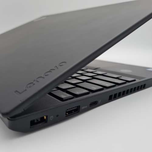 Lenovo ThinkPad T570 Professional Notebook - Core i7, 16GB RAM, 500GB SSD, Dual batteries, Win10 Pro