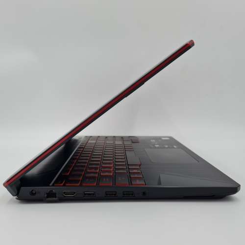ASUS TUF FX505 Gaming Notebook - Core i5, 16GB RAM, SSD + HDD, NVidia GTX1050 4GB, 15.6` FHD