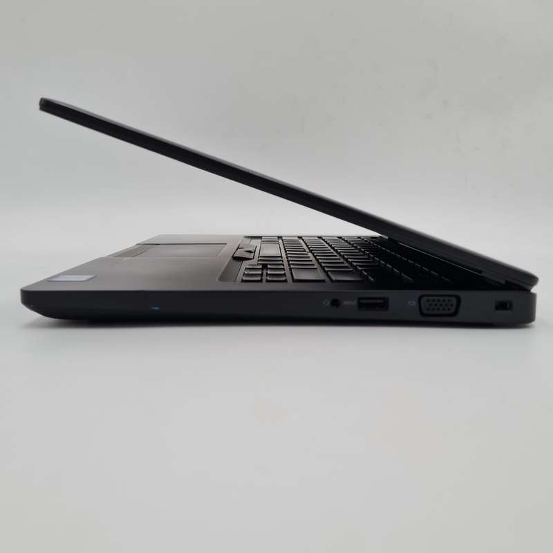 Dell Latitude 5490 - Intel Core i7 8650U, 16GB DDR4 RAM, 256GB NVMe SSD