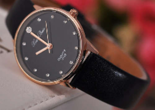 In Stock. Classic Imitation Diamond Quartz, PU Leather Women Dress Watch.