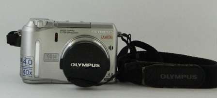 Olympus C-750 Ultra Zoom Digital Camera