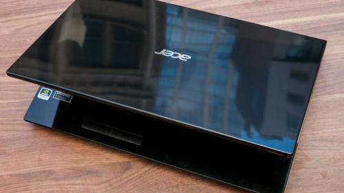ACER ASPIRE - INTEL® CORE(TM) i5-3210M - NVIDIA GEFORCE GT 630M - 4 GIG RAM