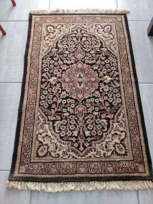 Persian Rug from Jammu 98 x 61 cm