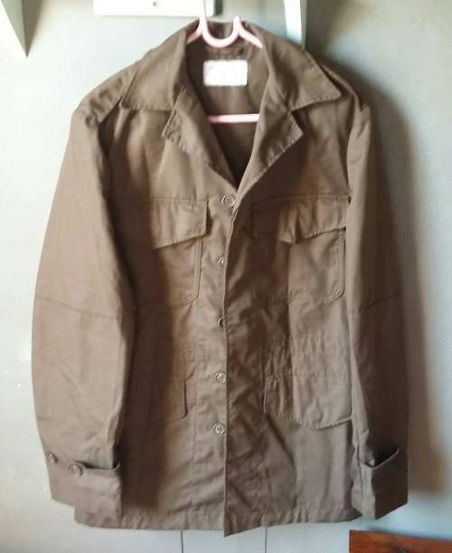 SADF brown nutria bush jacket size Small like new