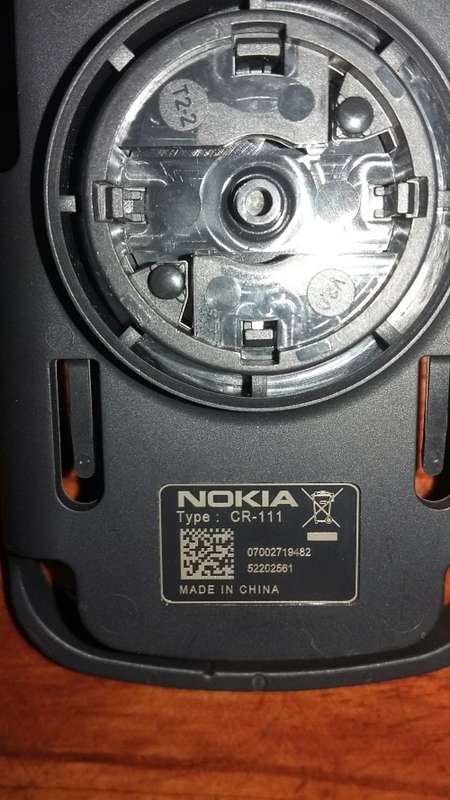 Nokia 6710 Navigator with car mount bracket