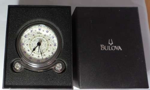 Crazy R1 Start Auction! Bulova Tabletop Clock - Please read the description.