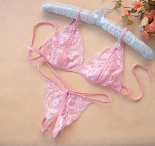 Seductive Lace Bras Set with Opened Bras and Crotch (L/XL)