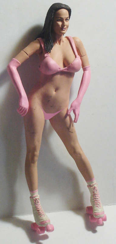 Nude Rollerskate Female Figurine