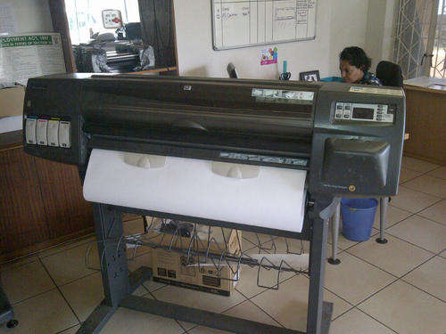 HP 1050C PLUS plotter