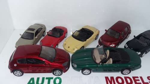 LOT OF 7 DIE CAST MODEL CARS