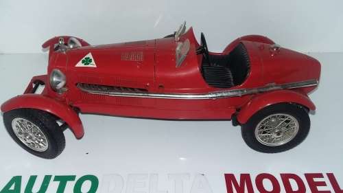 ALFA ROMEO 8C 2300