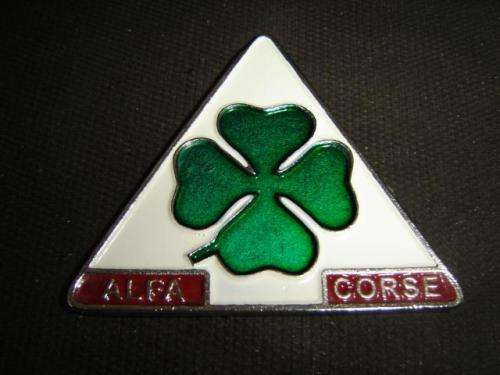 ALFA ROMEO GREEN METAL BADGE CLOVER LEAF * FREE SHIPPING IN SA *