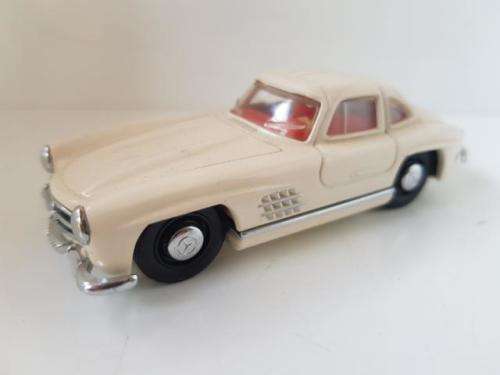 MERCEDES BENZ 300 SL