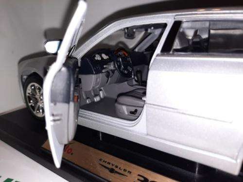 CHRYSLER 300 C